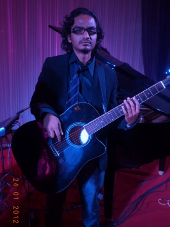 male guitar players kuwait city kuwait